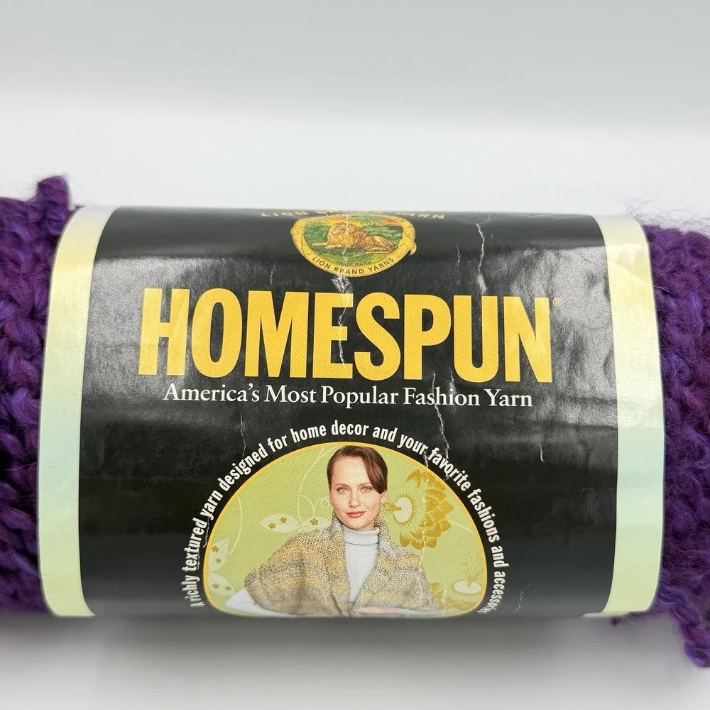 Lion Brand Homespun Yarn Grape 386 Purple Bulky 5 Textured 6 oz 185 Yards USA